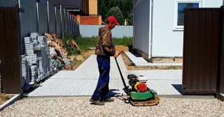 Устройство въезда на участок Климовск, цена от 50470 руб.